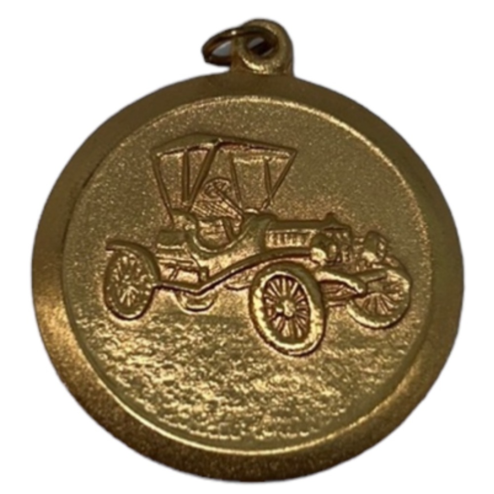 ANTIQUE OLD TIME CAR PENDANT MEDAL GOLD TONE VINTAGE
